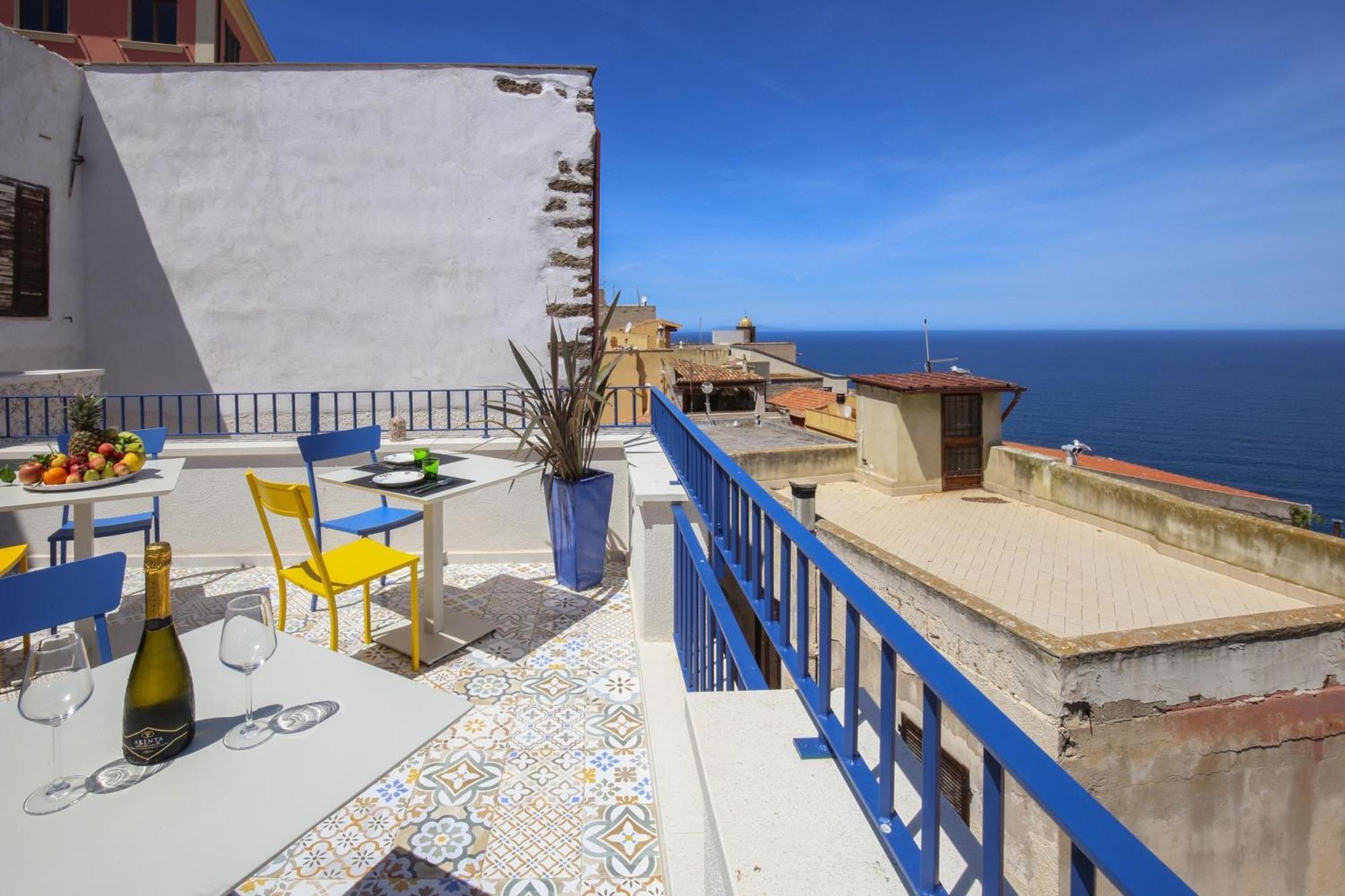 B&B Domos Mi & Ro Castelsardo Kültér fotó