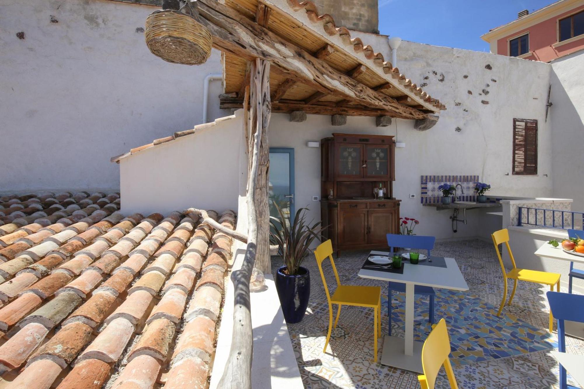 B&B Domos Mi & Ro Castelsardo Kültér fotó