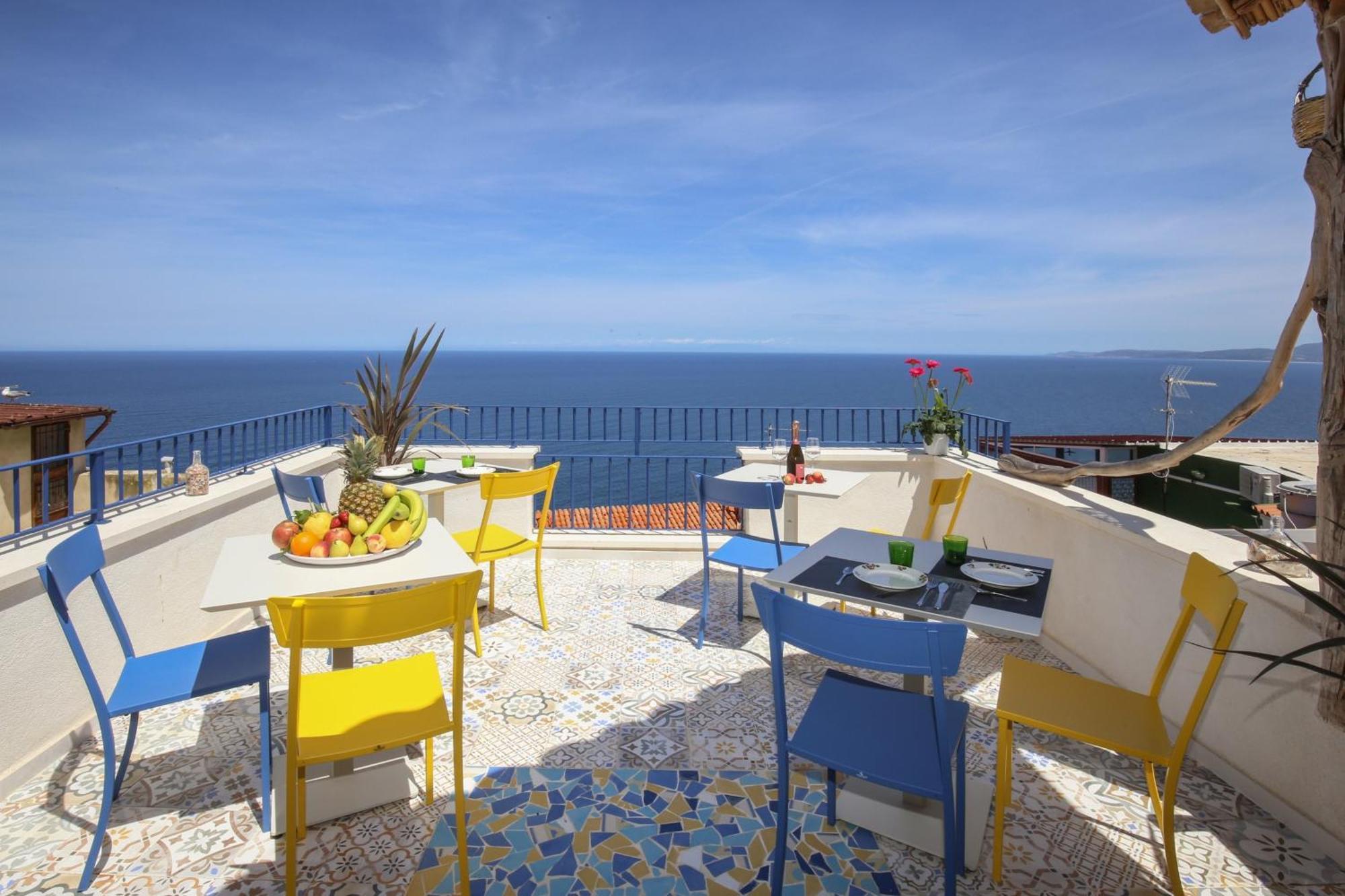 B&B Domos Mi & Ro Castelsardo Kültér fotó