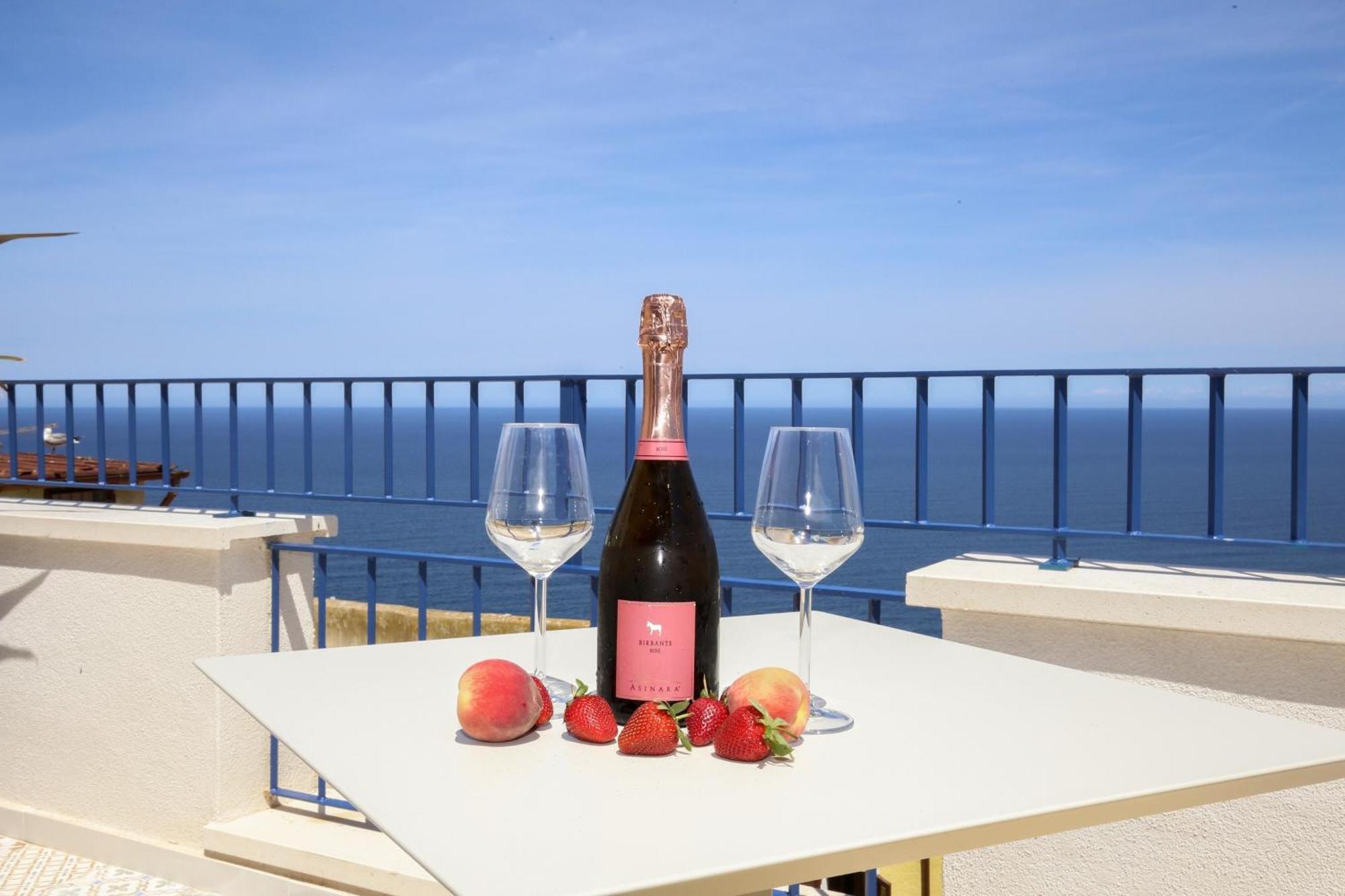 B&B Domos Mi & Ro Castelsardo Kültér fotó