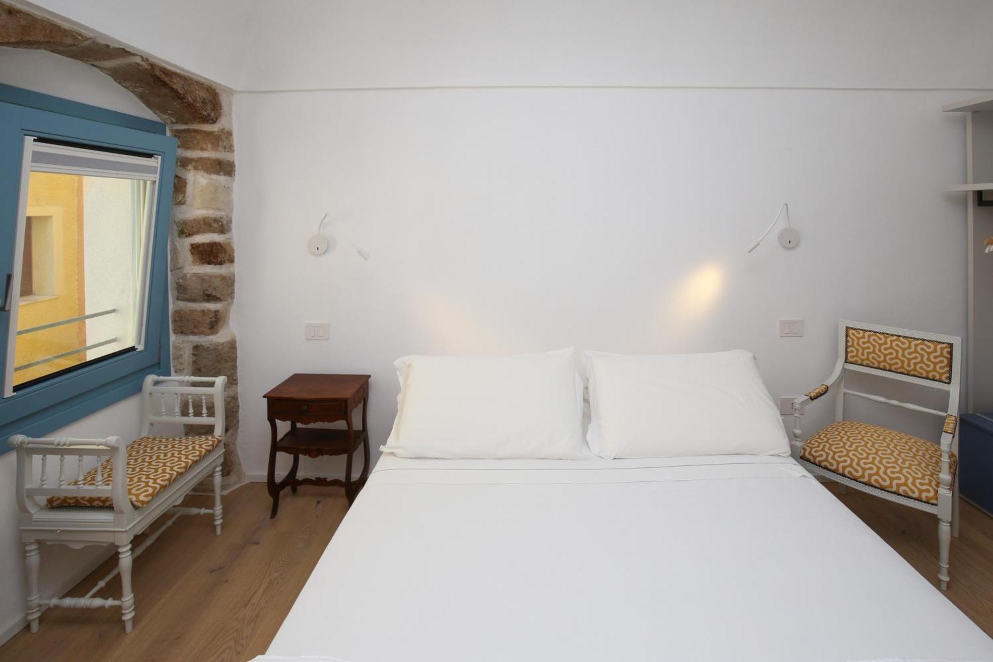 B&B Domos Mi & Ro Castelsardo Kültér fotó